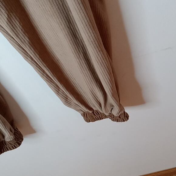 IBelieve women's size 1X tan corduroy Joggers. Loungewear - Picture 4 of 10